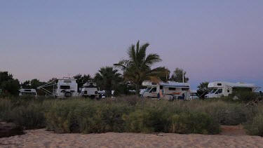 Carvans park near and camp near Monkey Mia Shore
