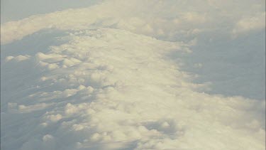 Aerial cloud. Pan Morning Glory. A rare meteorological cloud phenomenon, Northern Australia's Gulf of Carpentaria. A roll cloud that can be up to 1000 kilometres long, 1 to 2 kilometres high. Wave clo...