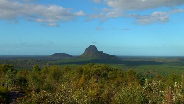 Mt Beerburrum from GHM lookout z.in-back