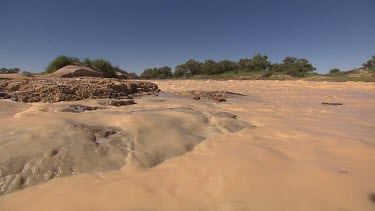 Flooding Diamantina River in middle of Simpson Desert.