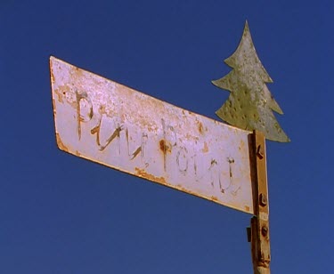Sign Pine point