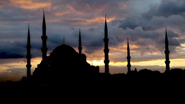 Blue Mosque, Sultanahmet Camii Silhouette, Sultanahmet, Istanbul, Turkey