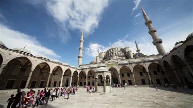 Blue Mosque, Sultan Ahmet Camii, Sultanahmet, Istanbul, Turkey