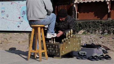 Shoe Shine Man, Sultanahmet, Istanbul, Turkey