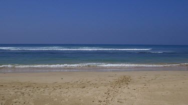 Indian Ocean Waves & Beach, Midigama, Sri Lanka