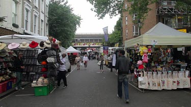 Market Stalls & Shoppers, Portobello Road, London, London England