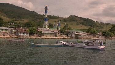 Boats arriving to Lamakera village