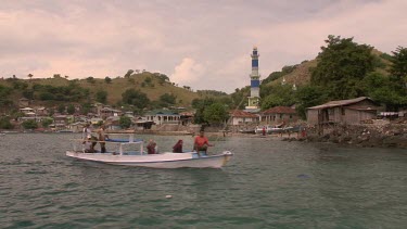 Boat arriving to Lamakera village