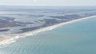 Waves along the coast in Coorong National Park