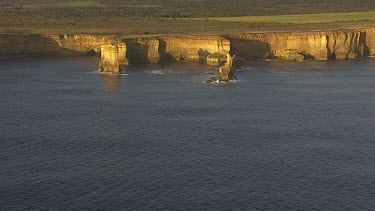 Cliffs behind the 12 Apostles at the Great Australian Bight