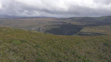 CM0001-NP-0030629 Cloudy peaks of Cradle Mountain