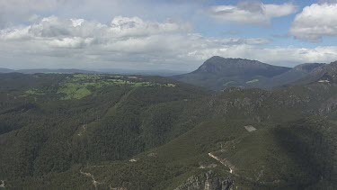 Cloudy peaks of Cradle Mountain