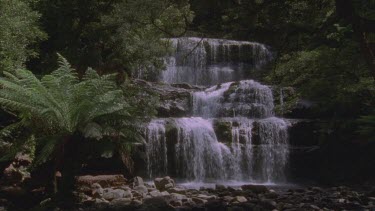 tilt down waterfall cascade