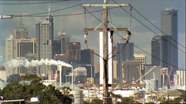 Smoke billoWS before the Melbourne CBD