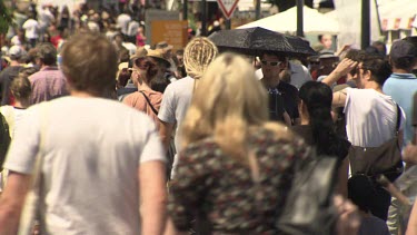 City life of Melbourne Federation Square