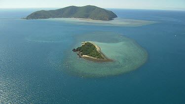 Great Barrier Reef. Island.