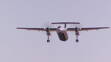 Propeller plane landing