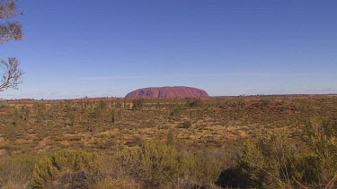 Zoom in to Uluru.