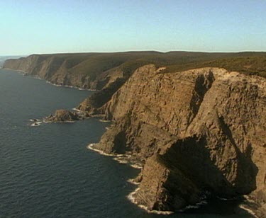 North Coast, Kangaroo Island. Coastal Cliffs, red rock.