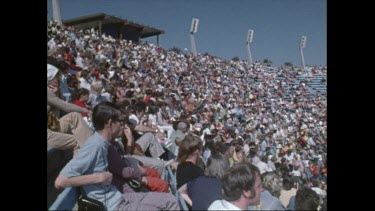 audience at San Diego Seaworld in the 1970s