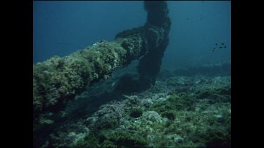 anchor at bottom of ocean