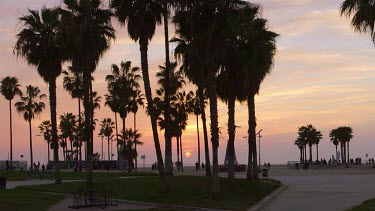 Sunset & Graffiti, Venice Beach, Venice, California, Usa