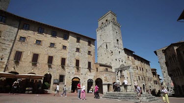 Well In Town Square & Tower, San Gimignano, Tuscany, Italy