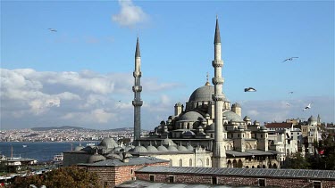 New Mosqu & Bosphorus, Eminonu, Istanbul, Turkey